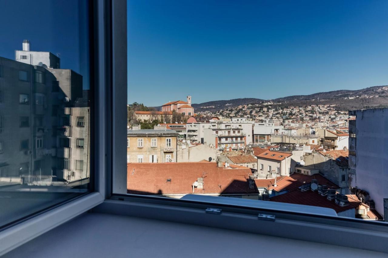 Apartament Casa Stendhal Triest Zewnętrze zdjęcie
